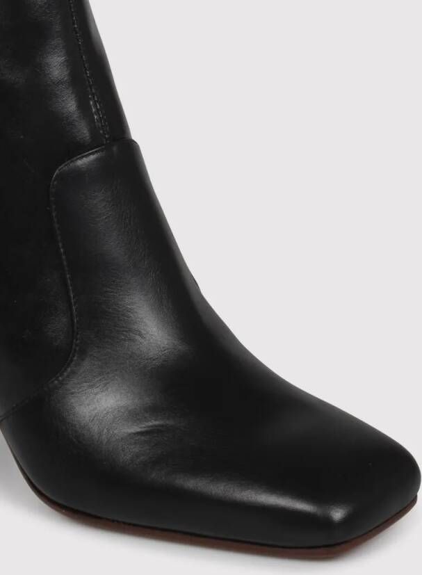 Chie Mihara Boots Oysi Ankle Boots in zwart