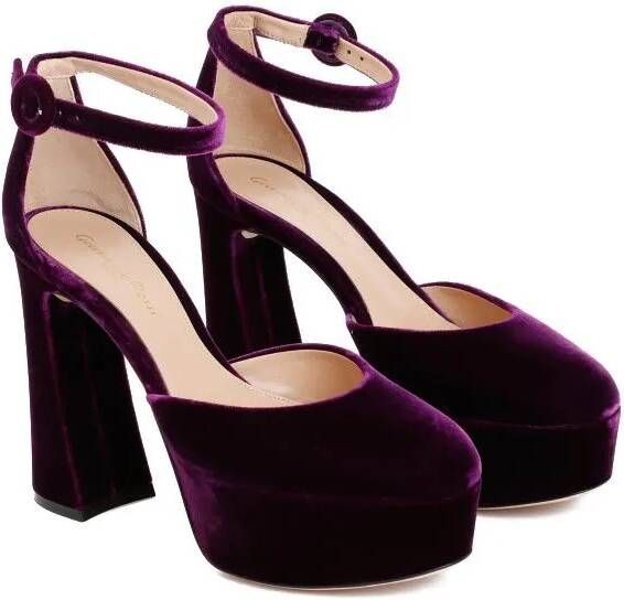 Gianvito Rossi Sandalen Purple Velvet Platform Sandals in paars