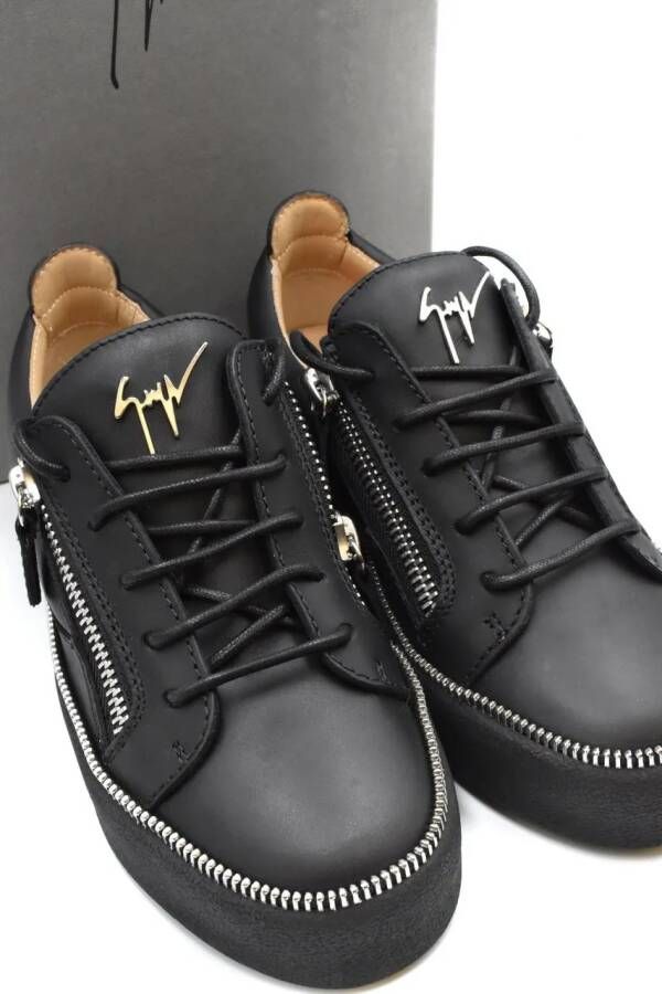 giuseppe zanotti Low-Top Sneakers Black in zwart