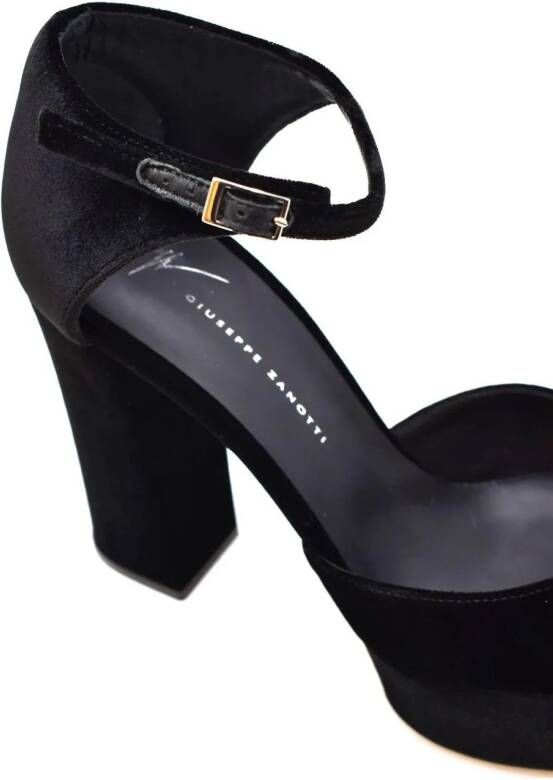 giuseppe zanotti Sandalen Sandals Black in zwart