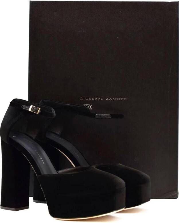 giuseppe zanotti Sandalen Sandals Black in zwart