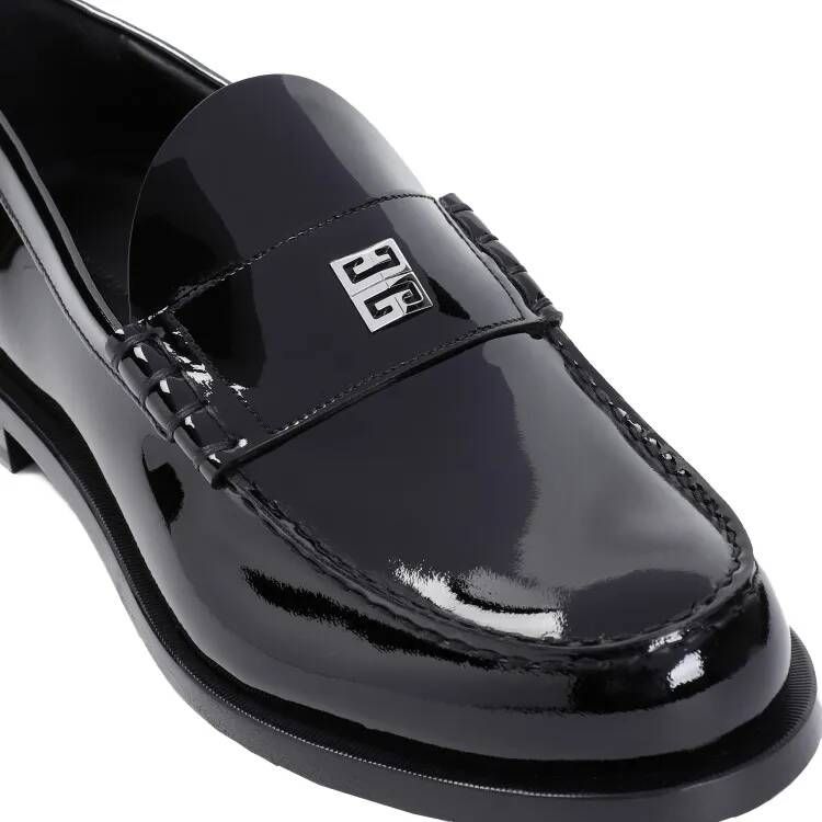 Givenchy Loafers & ballerina schoenen Leather Loafers in zwart