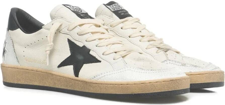 Golden Goose Low-Top Sneakers "Ball Star" in wit