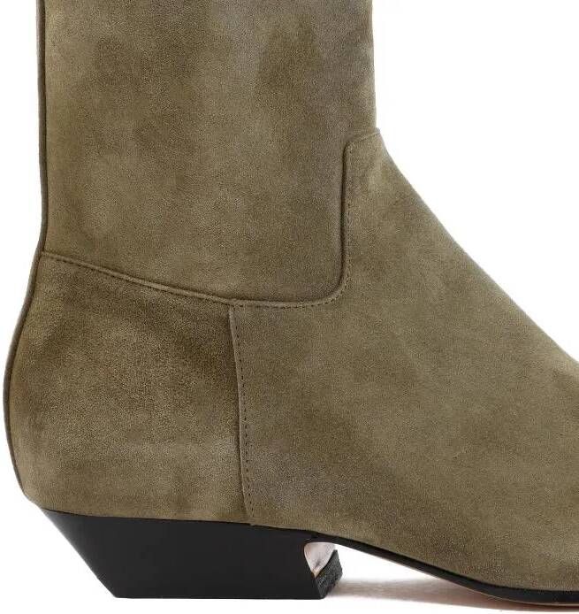 Khaite Boots & laarzen Marfa Classic Flat Khaki Suede Ankle Boots in groen