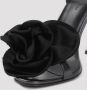 Magda Butrym Sandalen Black Calf Leather Flower Shoes in zwart - Thumbnail 4