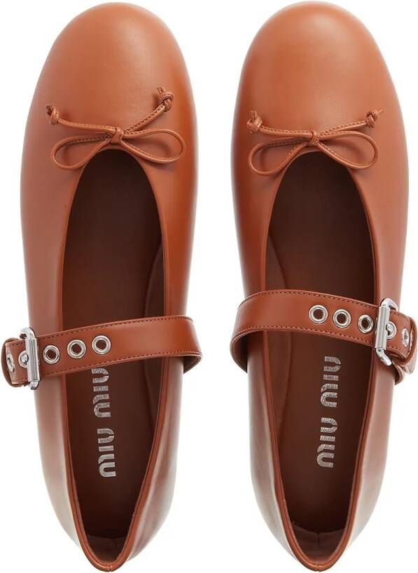 Miu Loafers Ballet Flats With Buckle in bruin