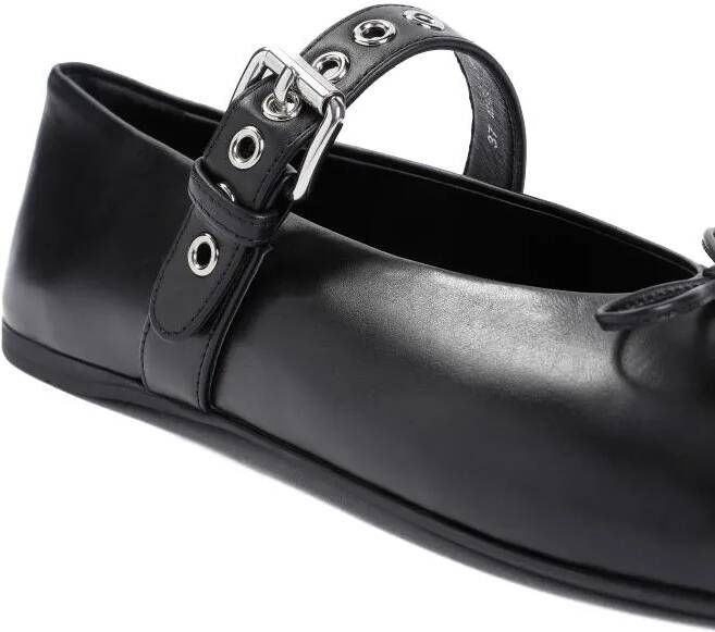 Miu Loafers & ballerina schoenen Black Calf Leather Ballerinas in zwart