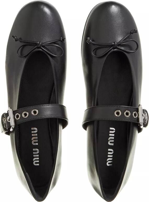 Miu Loafers Leather Ballerina in zwart