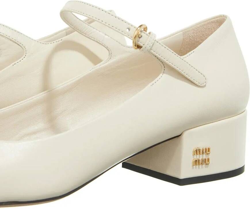 Miu Loafers & ballerina schoenen Woman Two Toned Pumps in crème