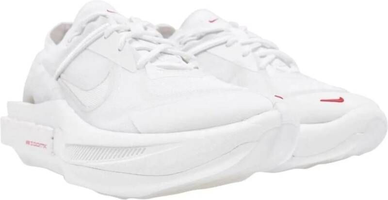 Nike Low-Top Sneakers Fontanka Edge Sneakers in wit