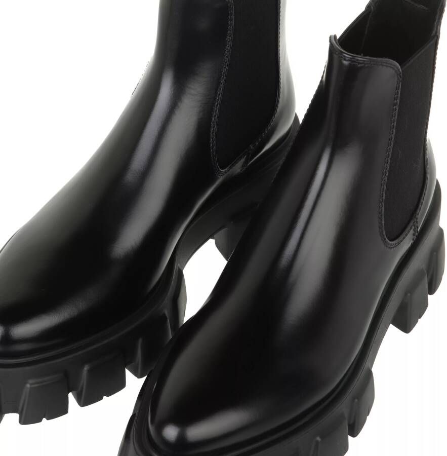 Prada Boots & laarzen Chunky Chelsea Boots Leather in zwart