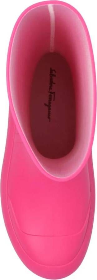 Salvatore Ferragamo Sneakers Rainboot Gancini Logo Ankle Boots in poeder roze