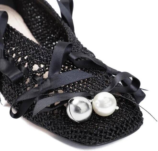 Simone Rocha Loafers & ballerina schoenen Bell Charm Crochet Ballerina in zwart