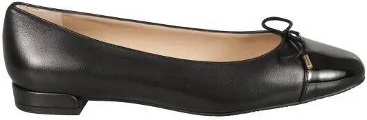 Stuart Weitzman Loafers Black Almond Toe Ballerinas in grijs