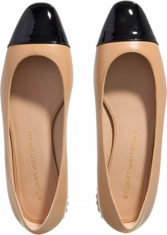 Stuart Weitzman Loafers & ballerina schoenen Pearl Flat in beige