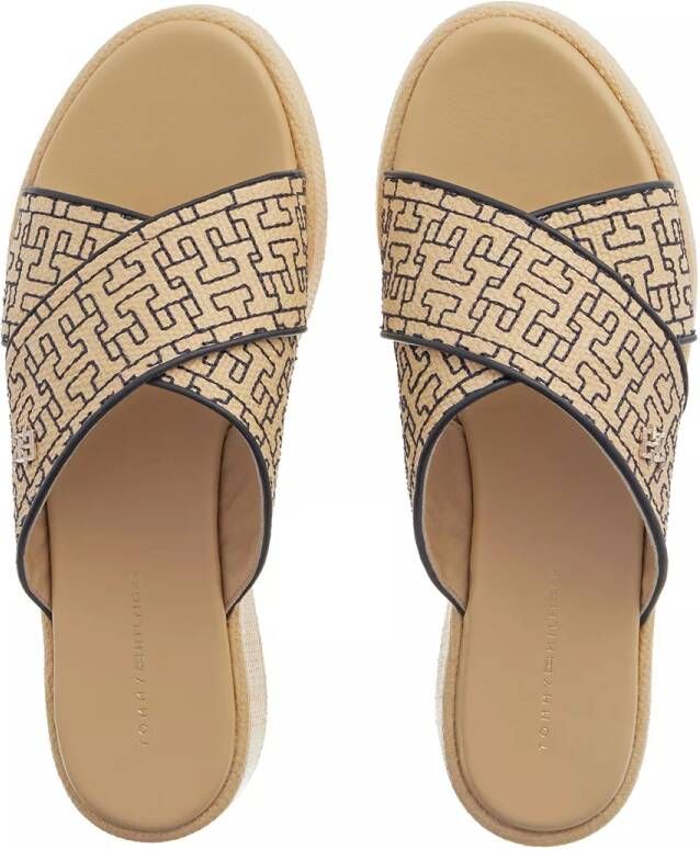 Tommy Hilfiger Slippers & Mules Delia 6D in beige