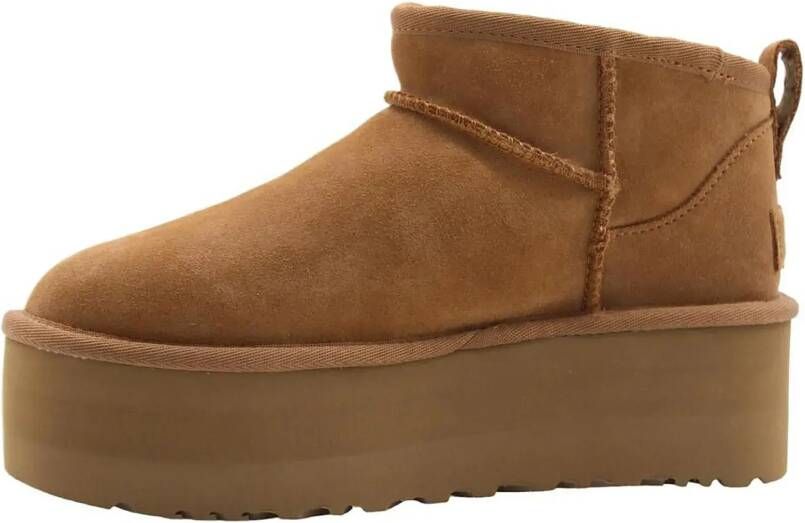 Ugg Boots & laarzen Dames Laars Bruin 1135092 CHE ULTRA PLATFORM in bruin