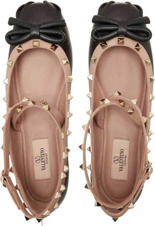 Valentino Garavani Loafers & ballerina schoenen Ballerina Rockstud in zwart