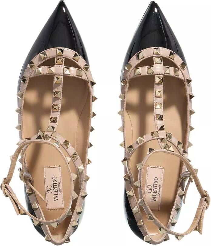 Valentino Garavani Loafers & ballerina schoenen Rockstud Ballerina in zwart