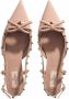 Valentino Garavani Loafers Rockstud Bow T.05 Ballerina in poeder roze - Thumbnail 2