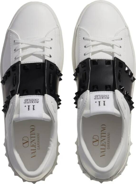 Valentino Garavani Low-Top Sneakers Rockstud Low Top Sneakers in wit