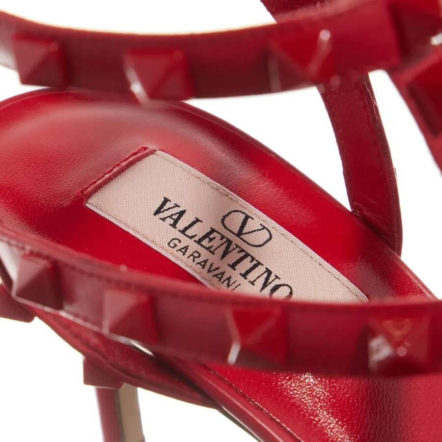 Valentino Garavani Pumps & high heels Rockstud Ankle Strap Pumps Leather in rood