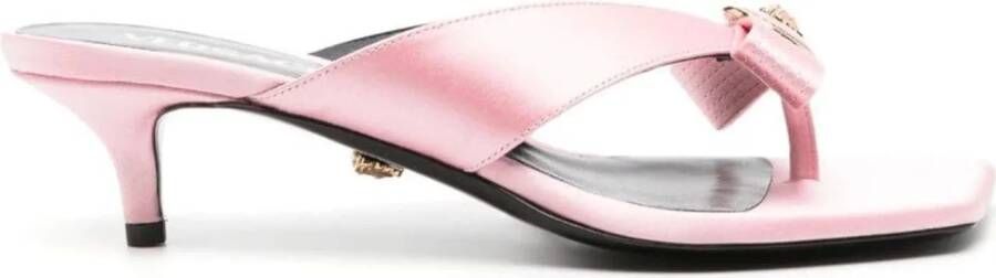 Versace Slippers & Mules Sandals Pink in poeder roze