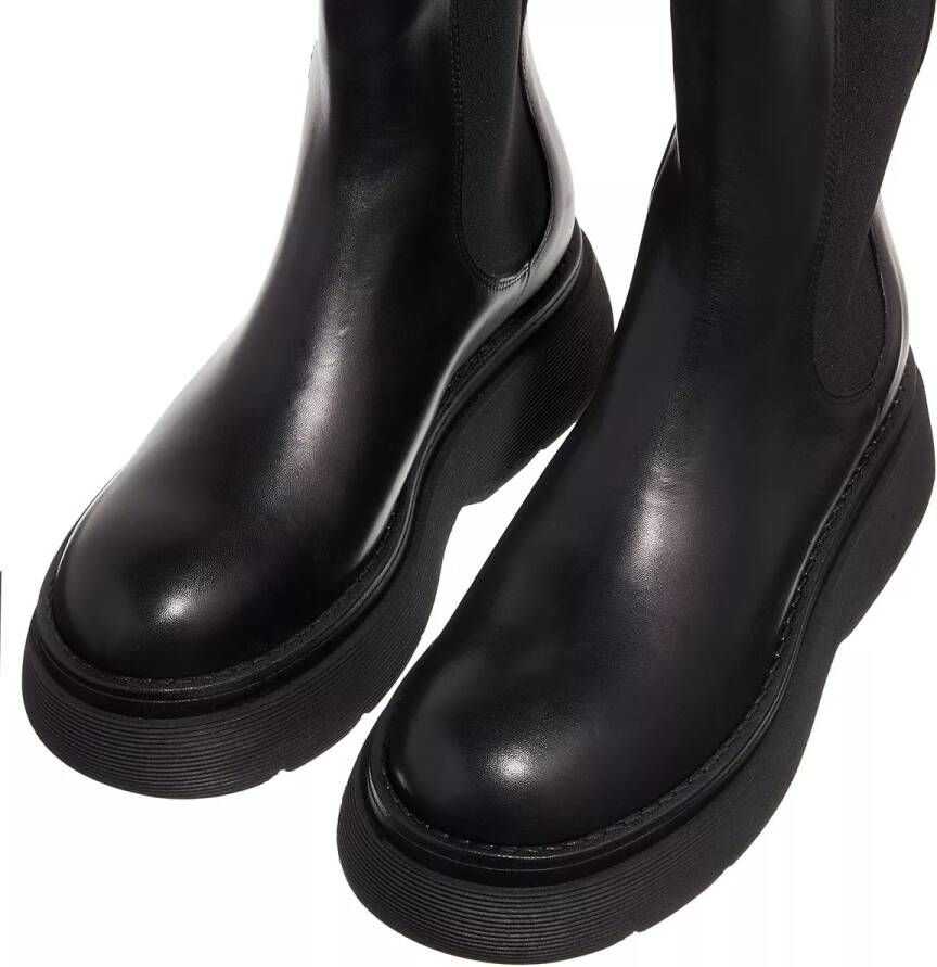 WEEKEND Max Mara Boots & laarzen Calamai in zwart