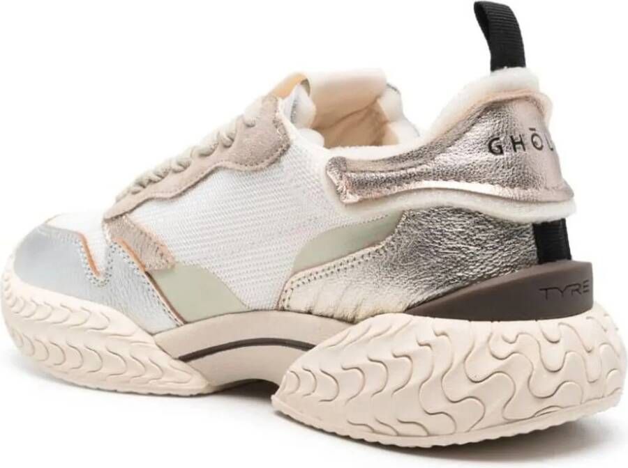 GHŌUD Low-Top Sneakers in wit