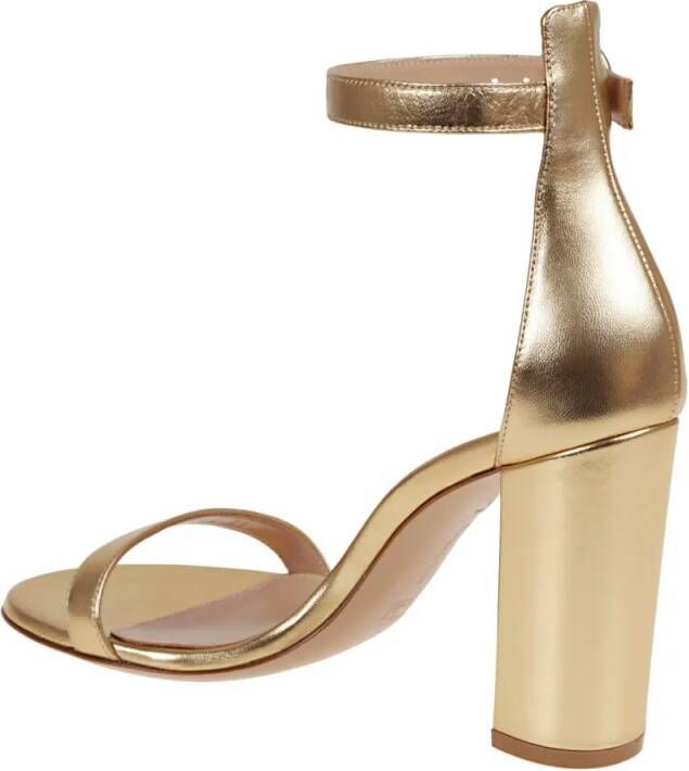 Gianvito Rossi Sandalen Metallic Leather Sandal in goud