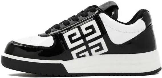 Givenchy Low-Top Sneakers G4 Low-Top Patent Calf Leather Sneakers in zwart