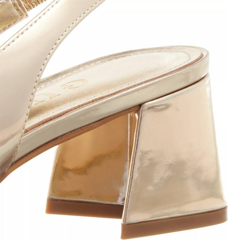 Guess Pumps & high heels Zanda in goud