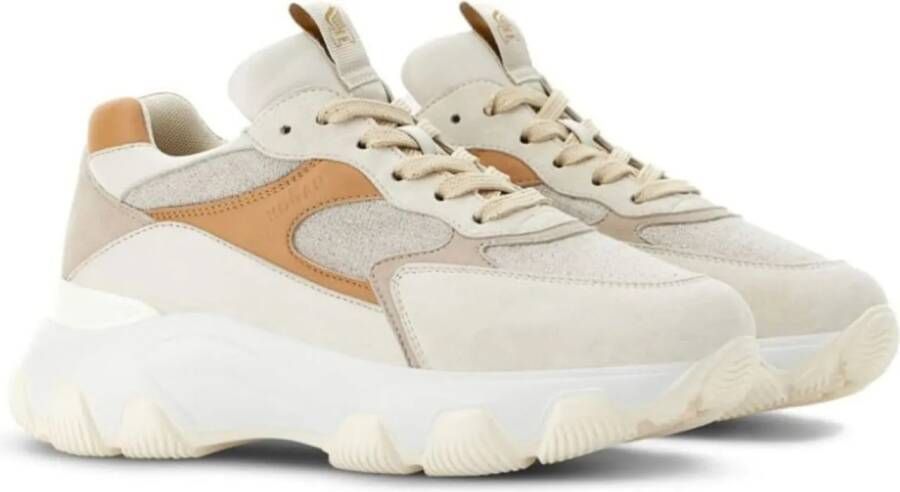 Hogan Low-Top Sneakers Flat Shoes Beige in beige