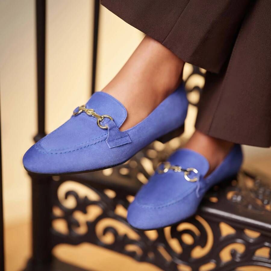 Isabel Bernard Sandalen Vendôme Fleur Blauwe Suède Loafers in blauw