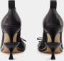 Jacquemus Pumps & high heels Les Doubles Ballerines Pumps Leather Black in zwart - Thumbnail 2