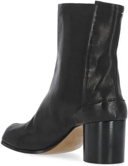 Maison Margiela Boots Black Leather Tabi Boots in zwart