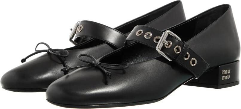 Miu Loafers Heeled Ballerinas in zwart