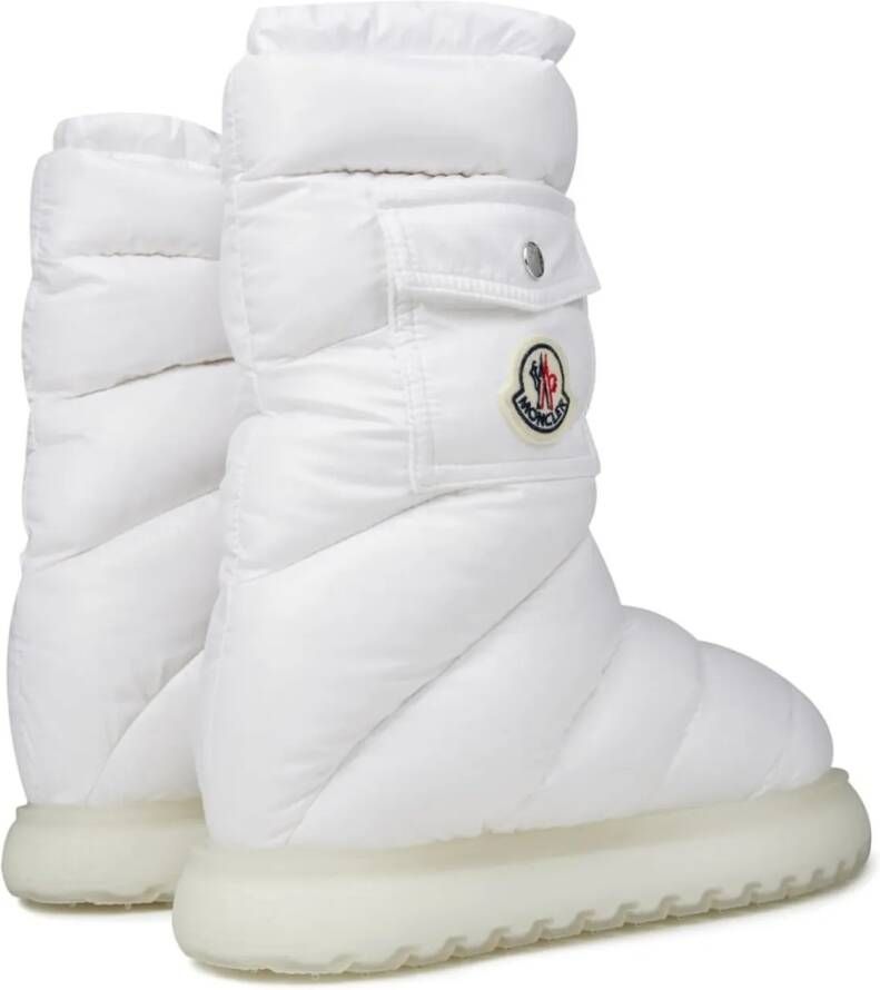 Moncler Low-Top Sneakers Gaia Pocket Mid Padded Snow Boots in wit