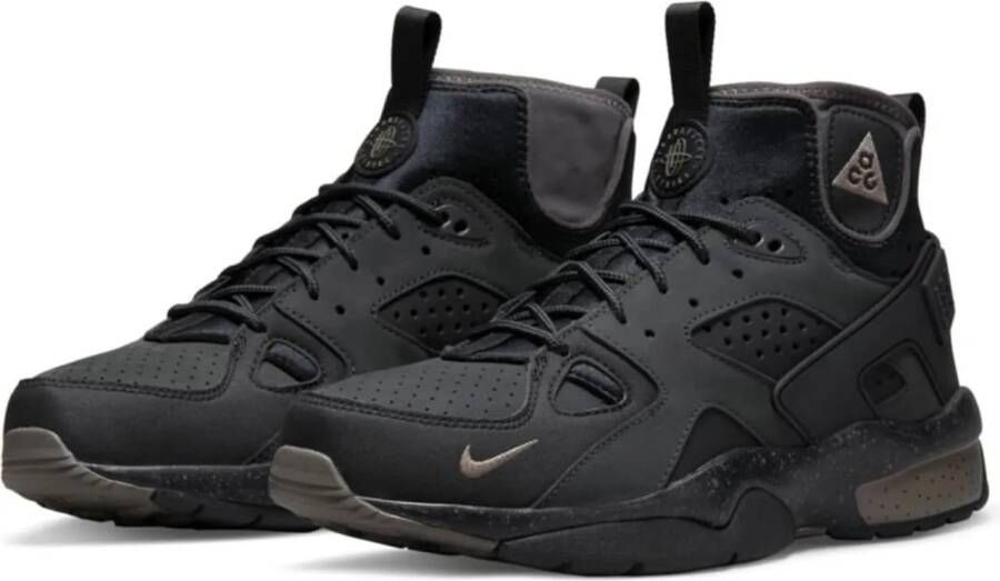 Nike Low-Top Sneakers Acg Air Mowabb Off Noir Sneakers in zwart