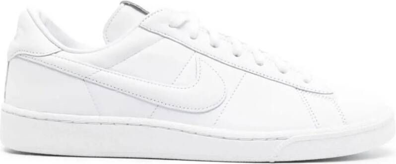 Nike Low-Top Sneakers Comme Des Garçons Black X Tennis Classic Sneakers in wit