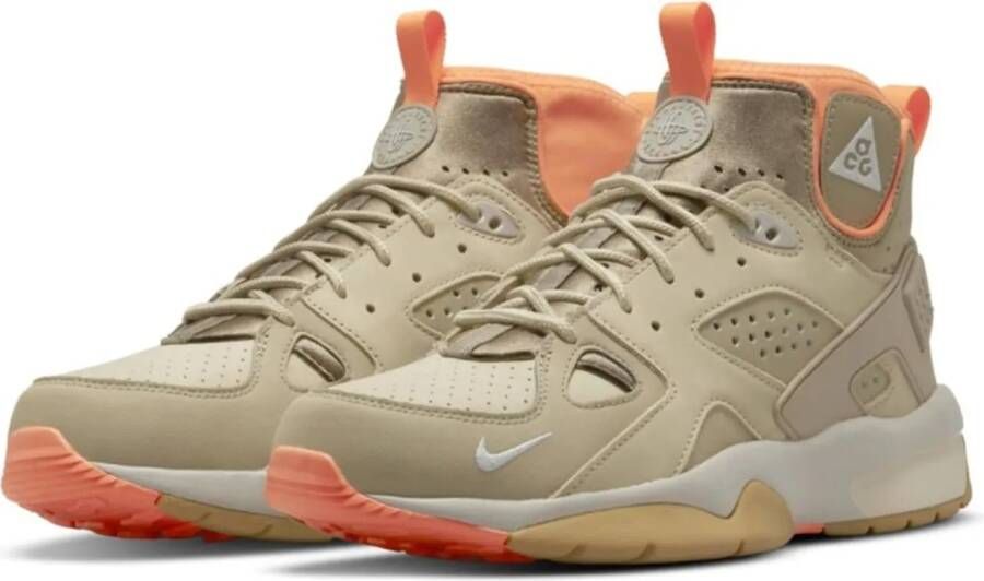 Nike Low-Top Sneakers Acg Air Mowabb Limestone Sneakers in beige