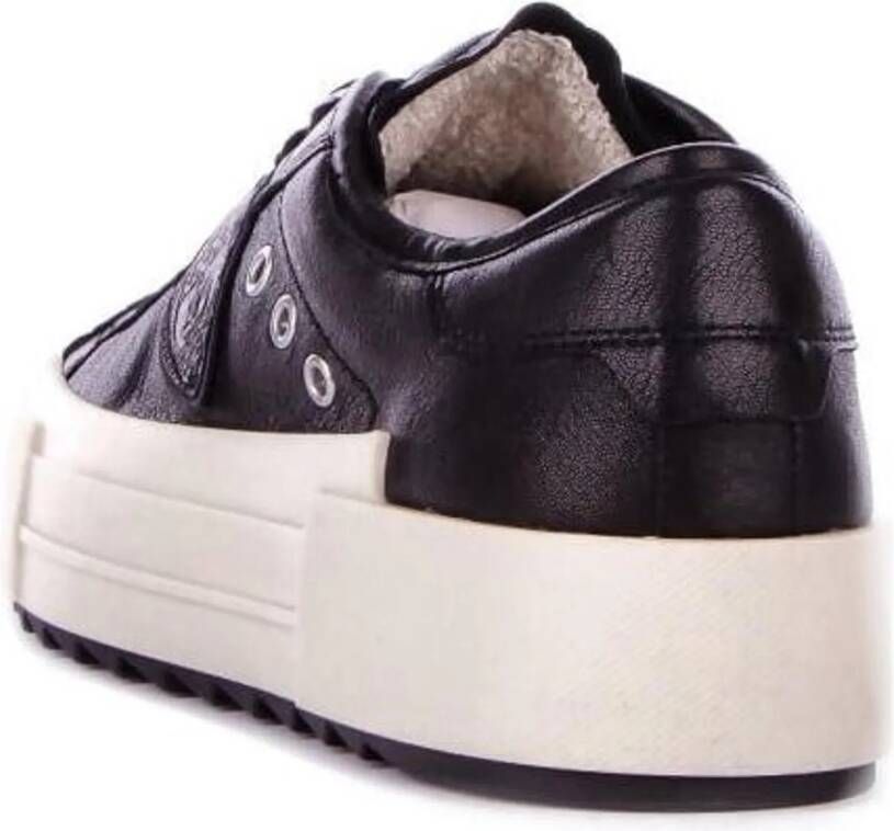 Philippe Model Sneakers Black in zwart