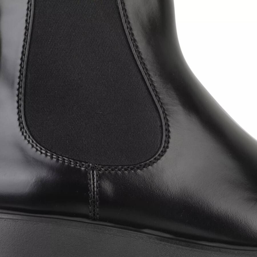 Prada Boots & laarzen Chunky Chelsea Boots Leather in zwart