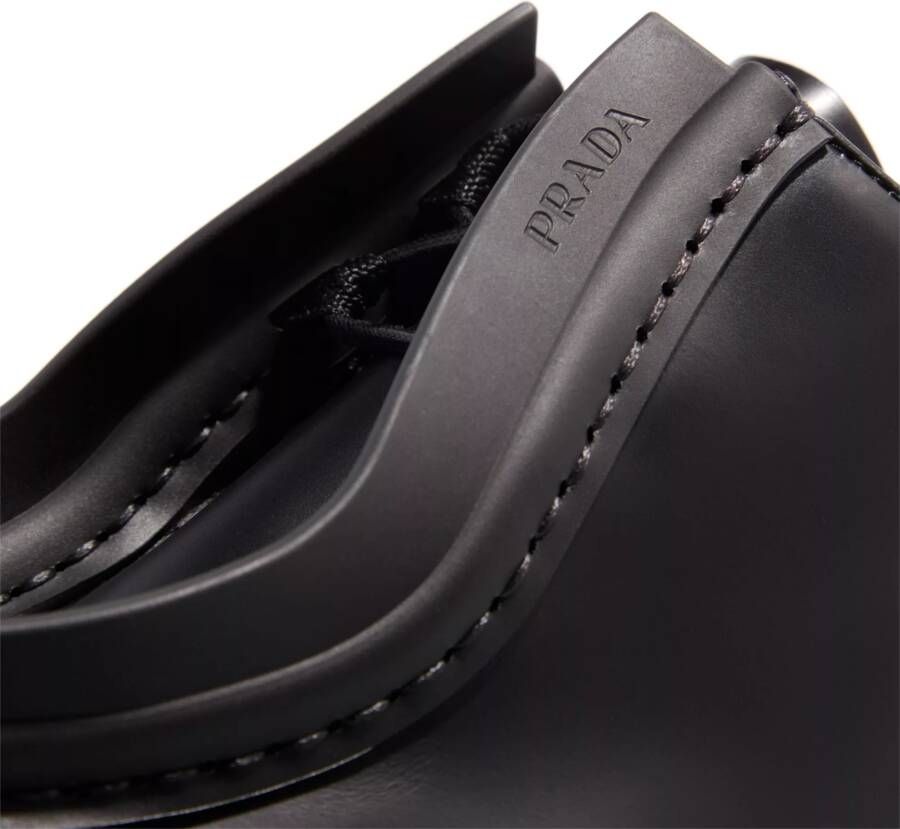 Prada Loafers & ballerina schoenen Allaciate Spazzolato in zwart