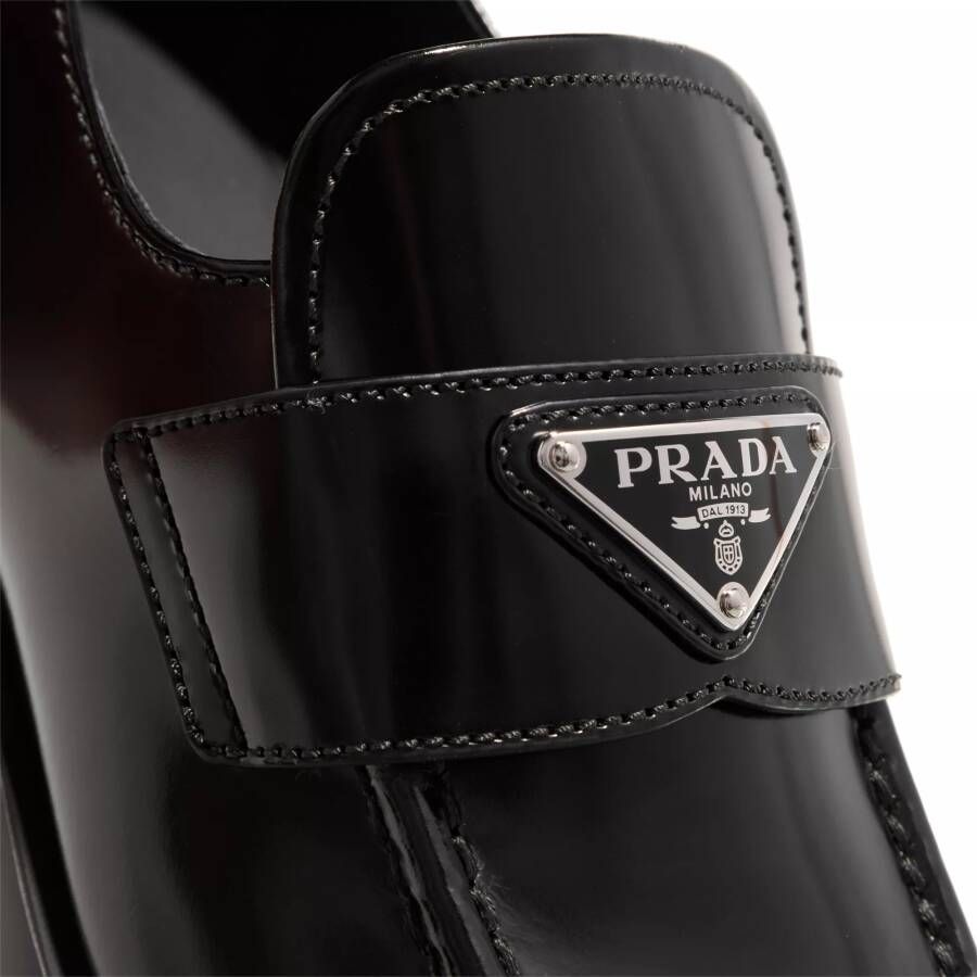 Prada Loafers & ballerina schoenen Logo Plaque Loafers in zwart