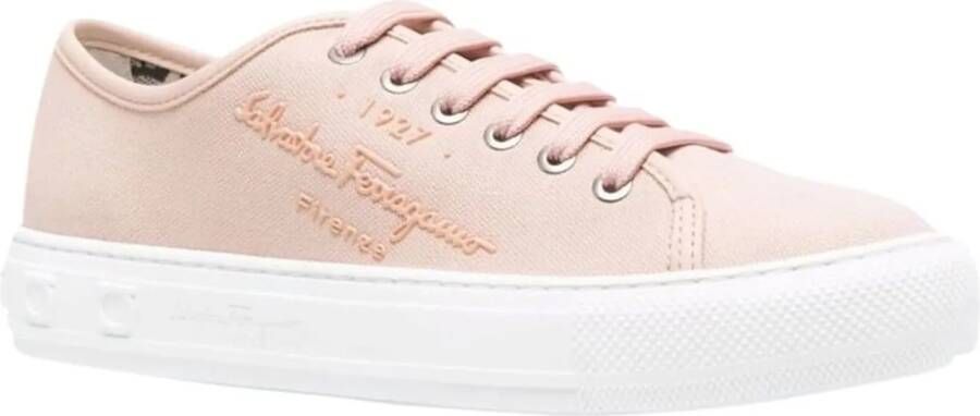 Salvatore Ferragamo Sneakers Mediterr Eco Logo Sneakers in poeder roze