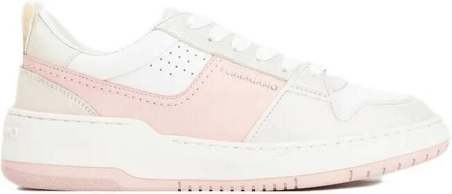 Salvatore Ferragamo Lage-top sneaker White And Pink Leather Dennis Sneakers in wit