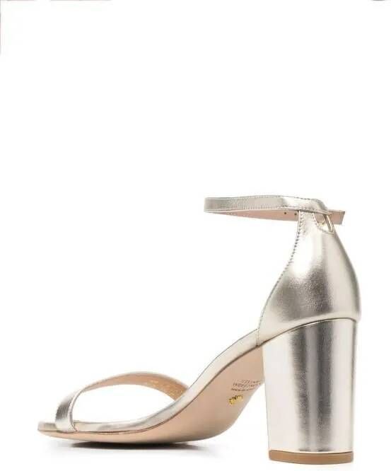 Stuart Weitzman Sandalen Golden Sandals in goud