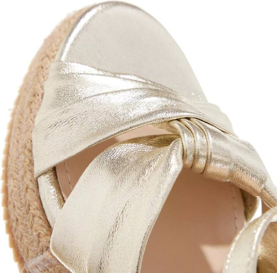 Ted Baker Sandalen Carda Knotted Wedge Espadrille Sandal in goud