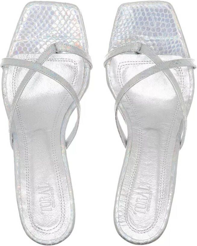 Toral Sandalen Metallic Leather Sandals in zilver